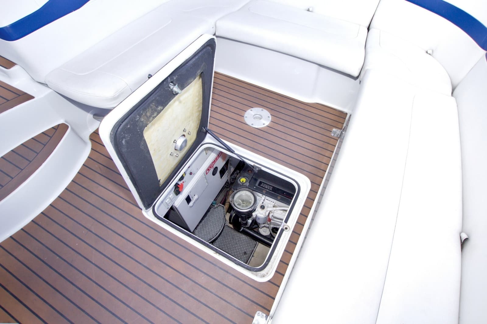 2008 Formula 40 Performance Cruiser - Photo 49