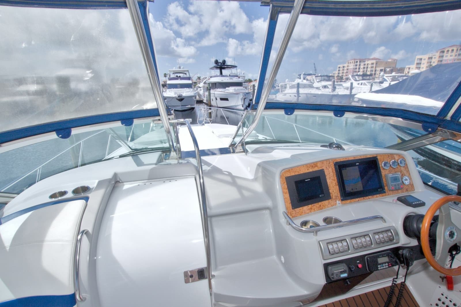 2008 Formula 40 Performance Cruiser - Photo 25