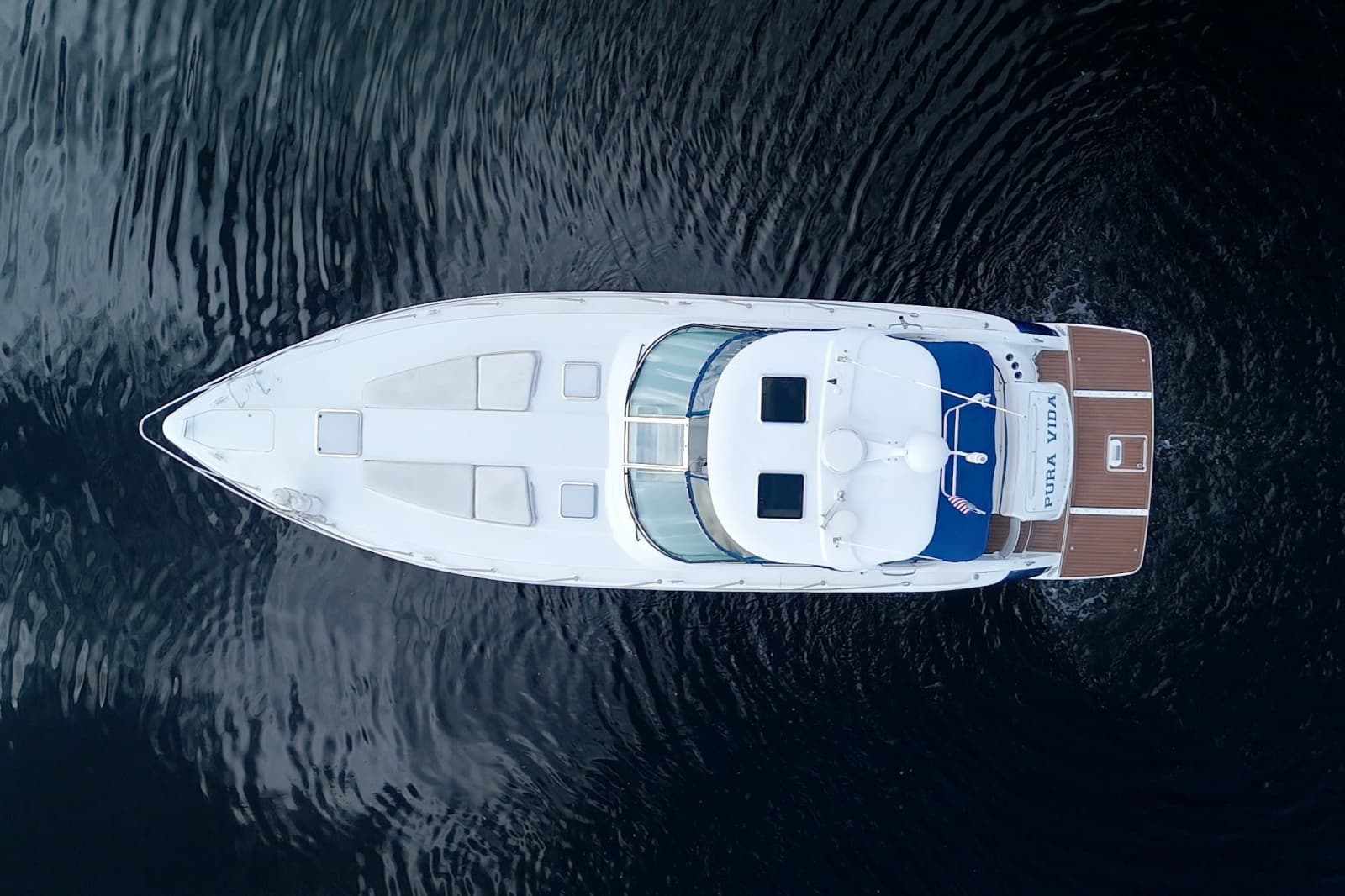 2008 Formula 40 Performance Cruiser - Photo 2