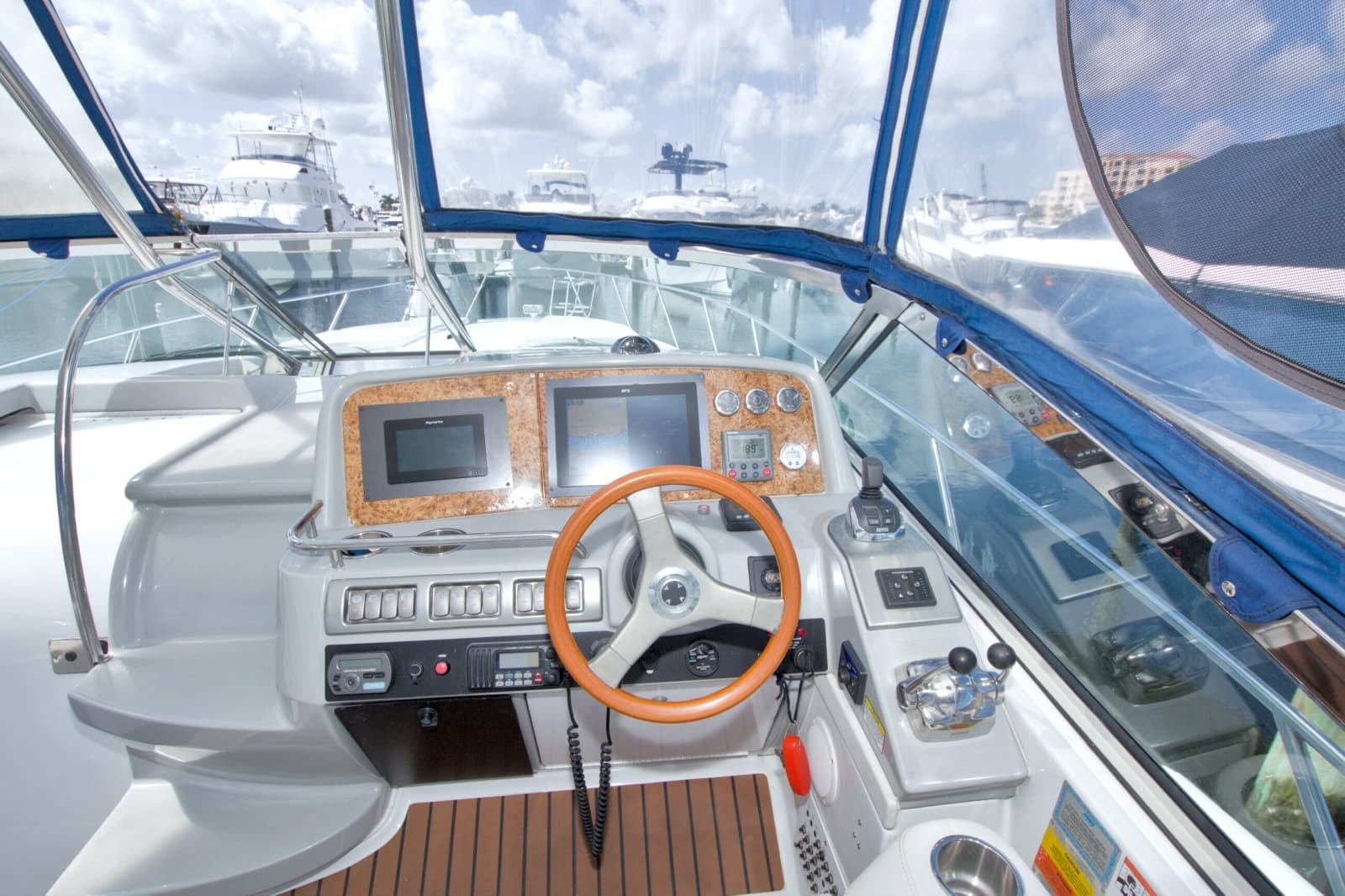 2008 Formula 40 Performance Cruiser - Photo 24