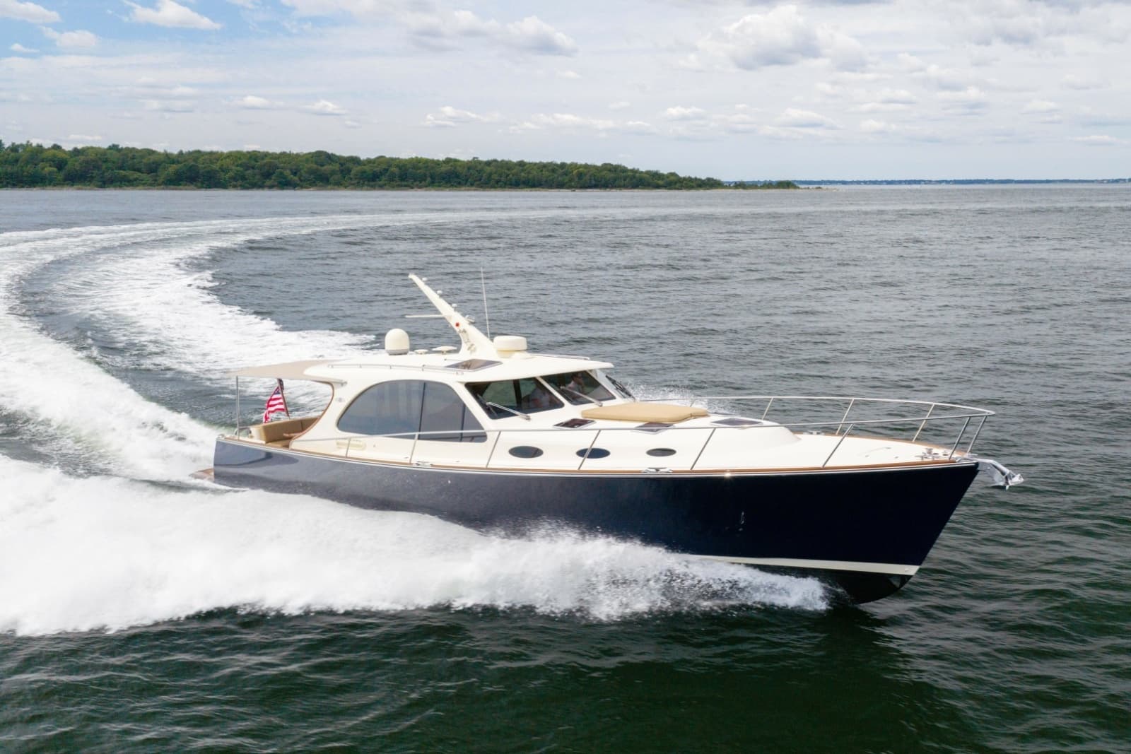 2019 Palm Beach Motor Yachts 55 Sedan - Photo 1