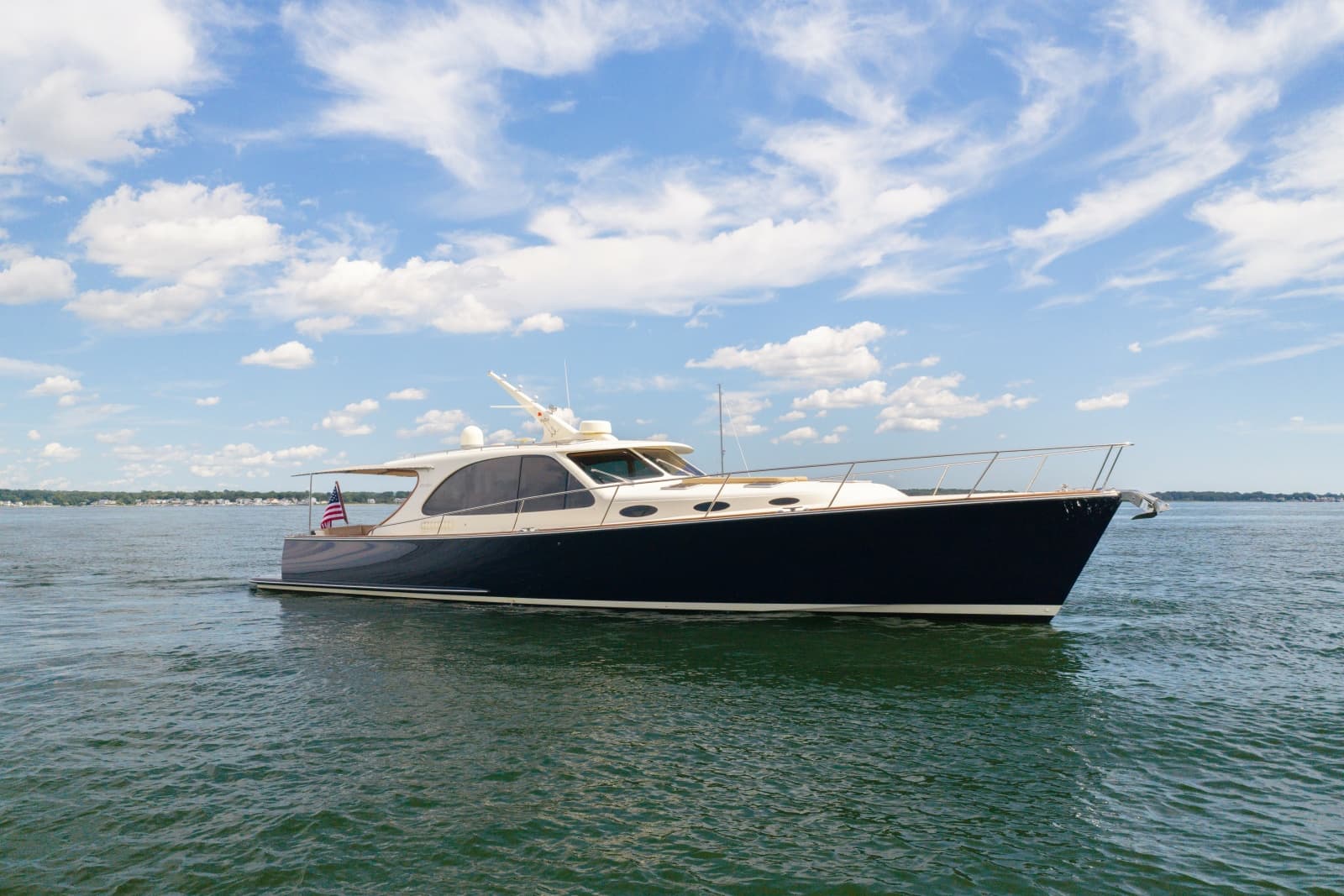 2019 Palm Beach Motor Yachts 55 Sedan - Photo 3