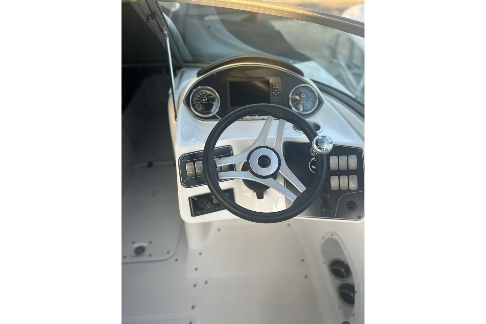 2022 Hurricane Sundeck 2200 OB - Photo 16