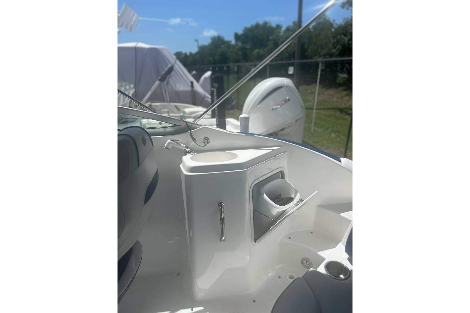2022 Hurricane Sundeck 2200 OB - Photo 18