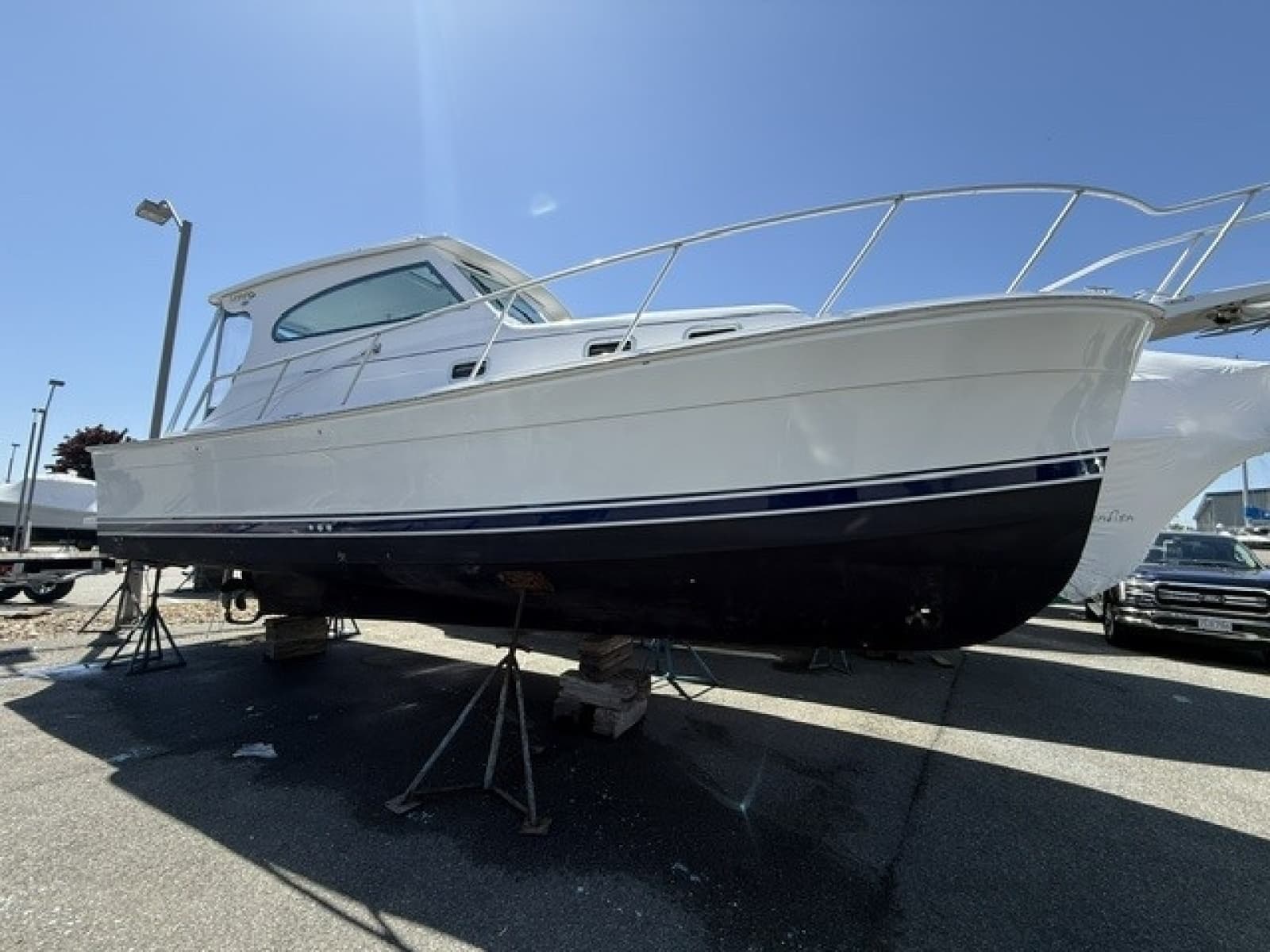 1999 Mainship Pilot Sedan - Photo 3