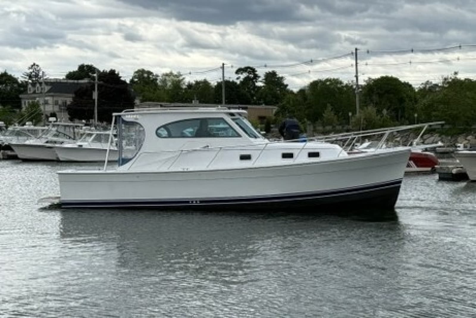 1999 Mainship Pilot Sedan - Photo 1