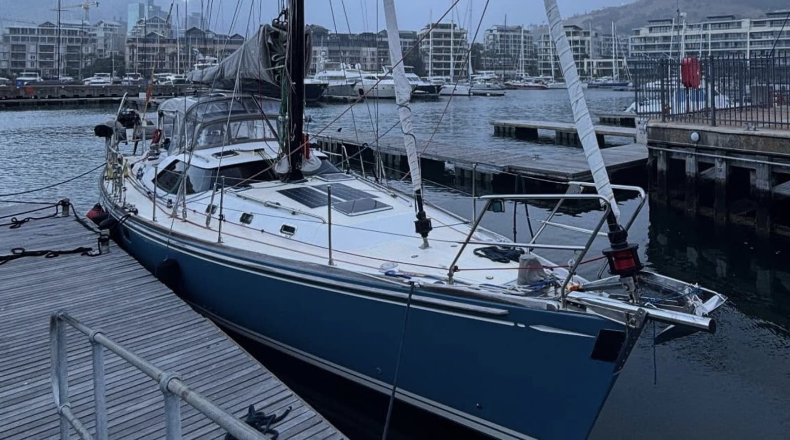 2015 Hylas 56 - Photo 34