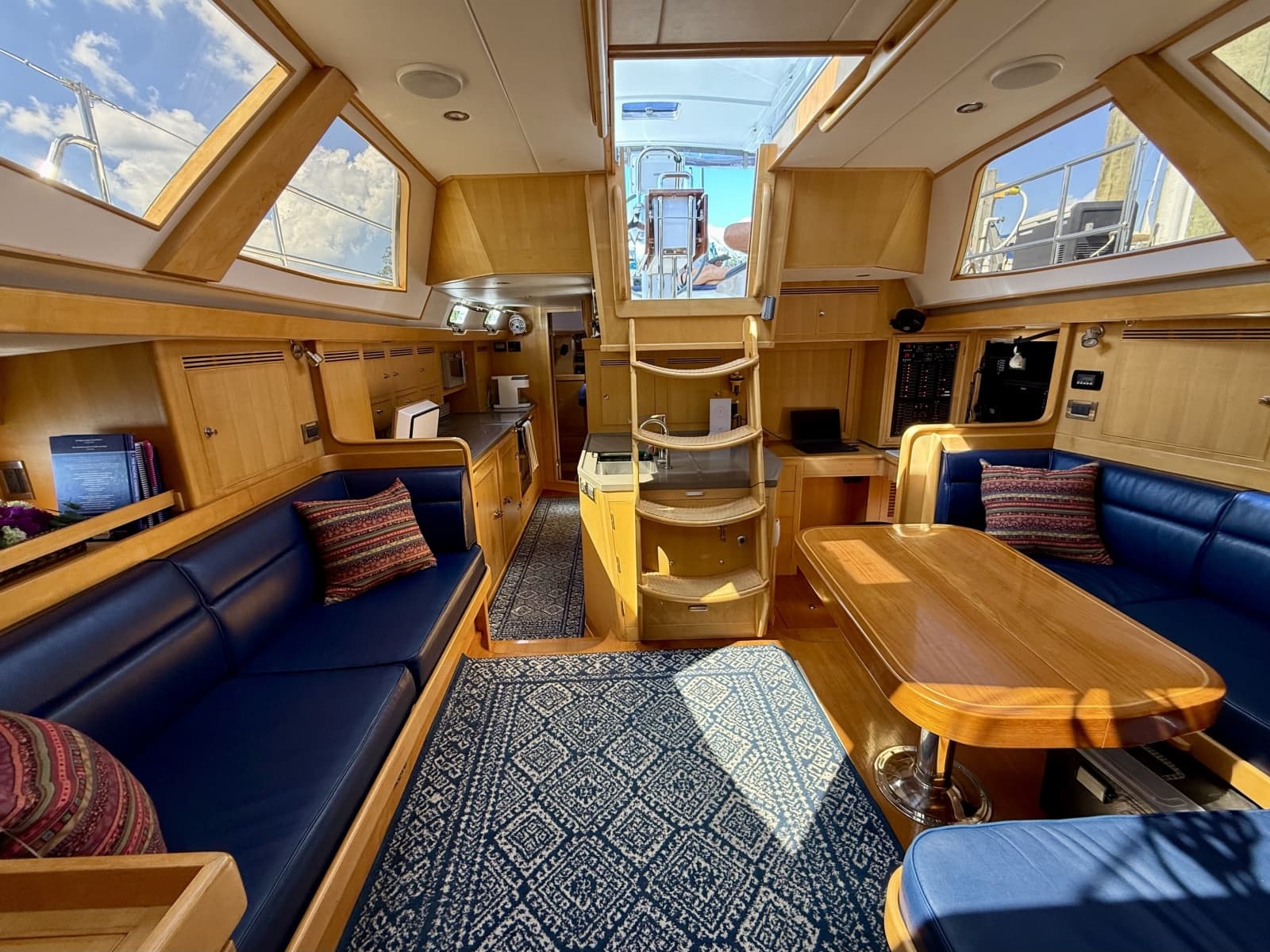 2015 Hylas 56 - Photo 12