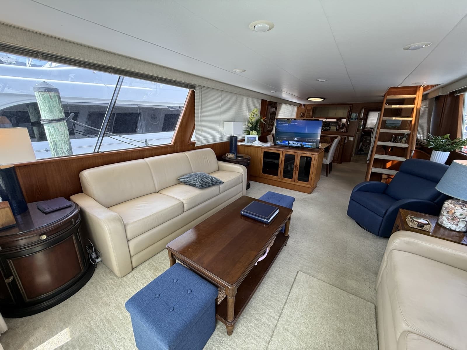 1988 Viking Pilothouse Motor Yacht - Photo 3