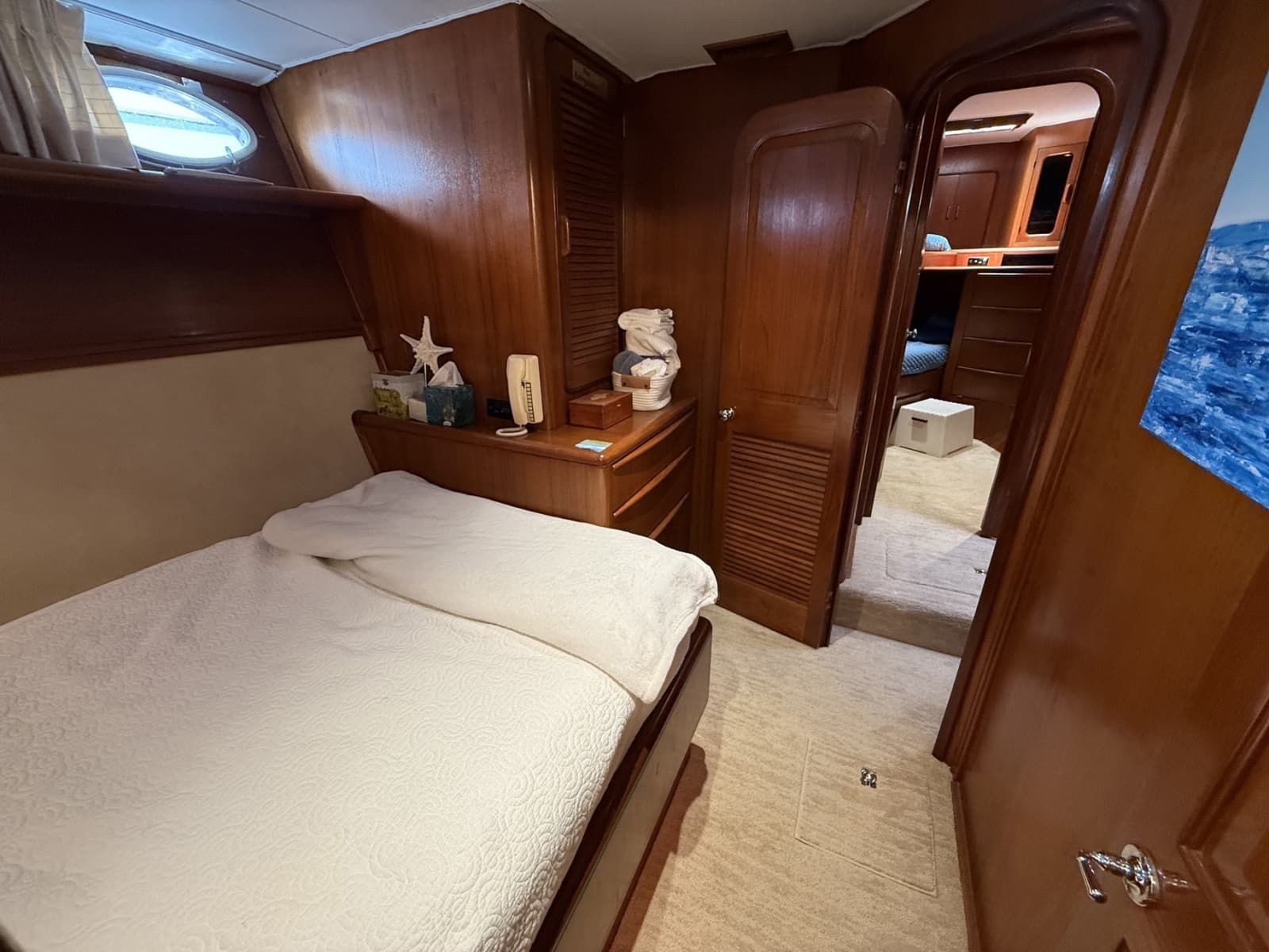 1988 Viking Pilothouse Motor Yacht - Photo 22