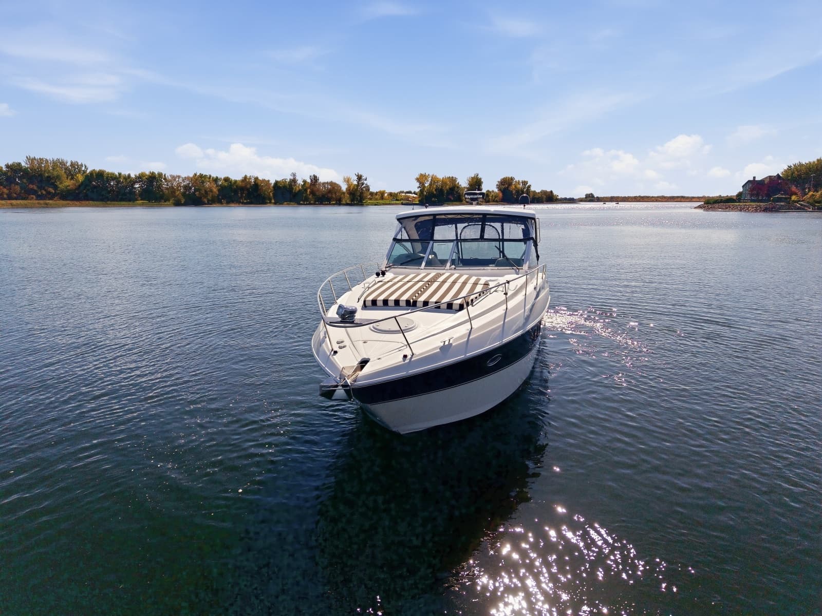 2010 Cruisers Yachts 360 Express - Photo 39
