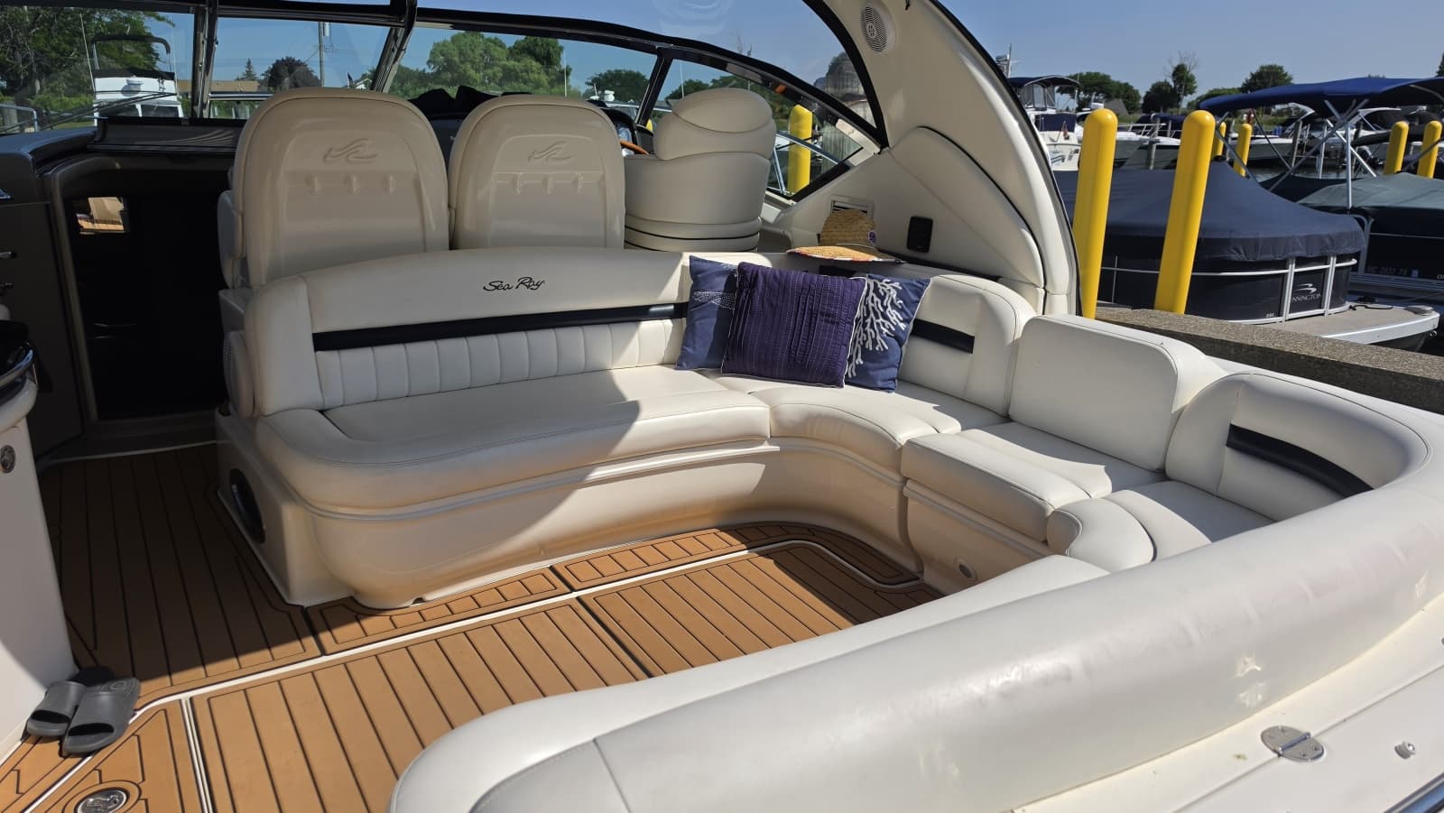 2005 Sea Ray 420 Sundancer - Photo 6
