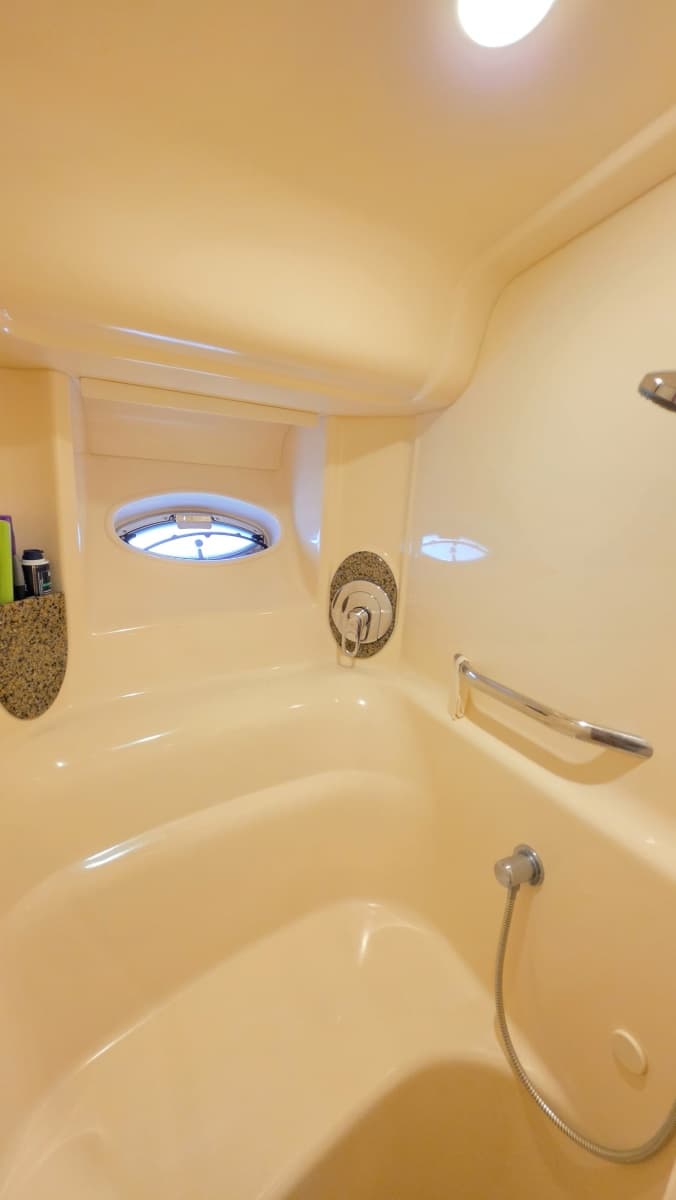 2005 Sea Ray 420 Sundancer - Photo 21
