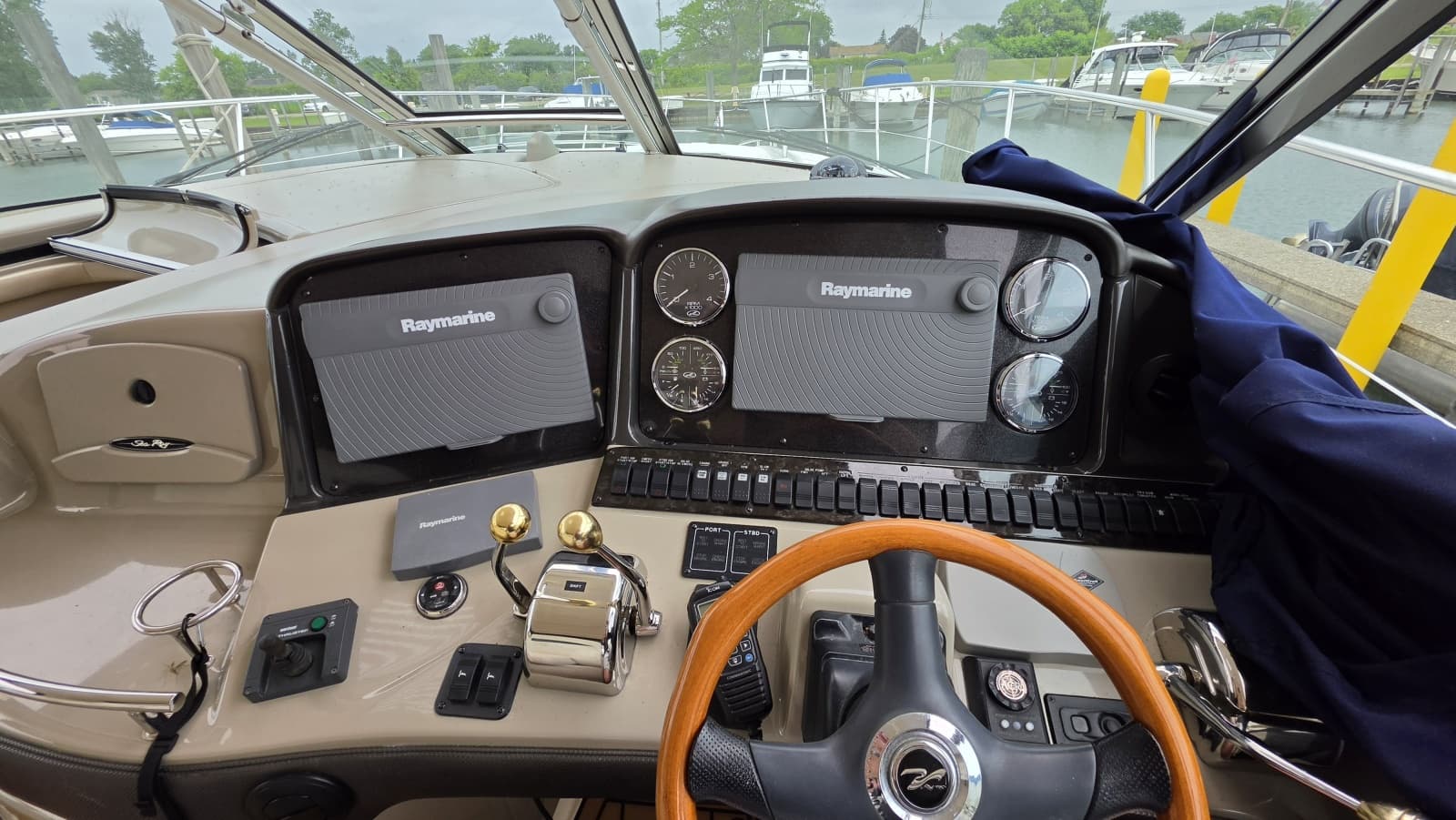 2005 Sea Ray 420 Sundancer - Photo 5