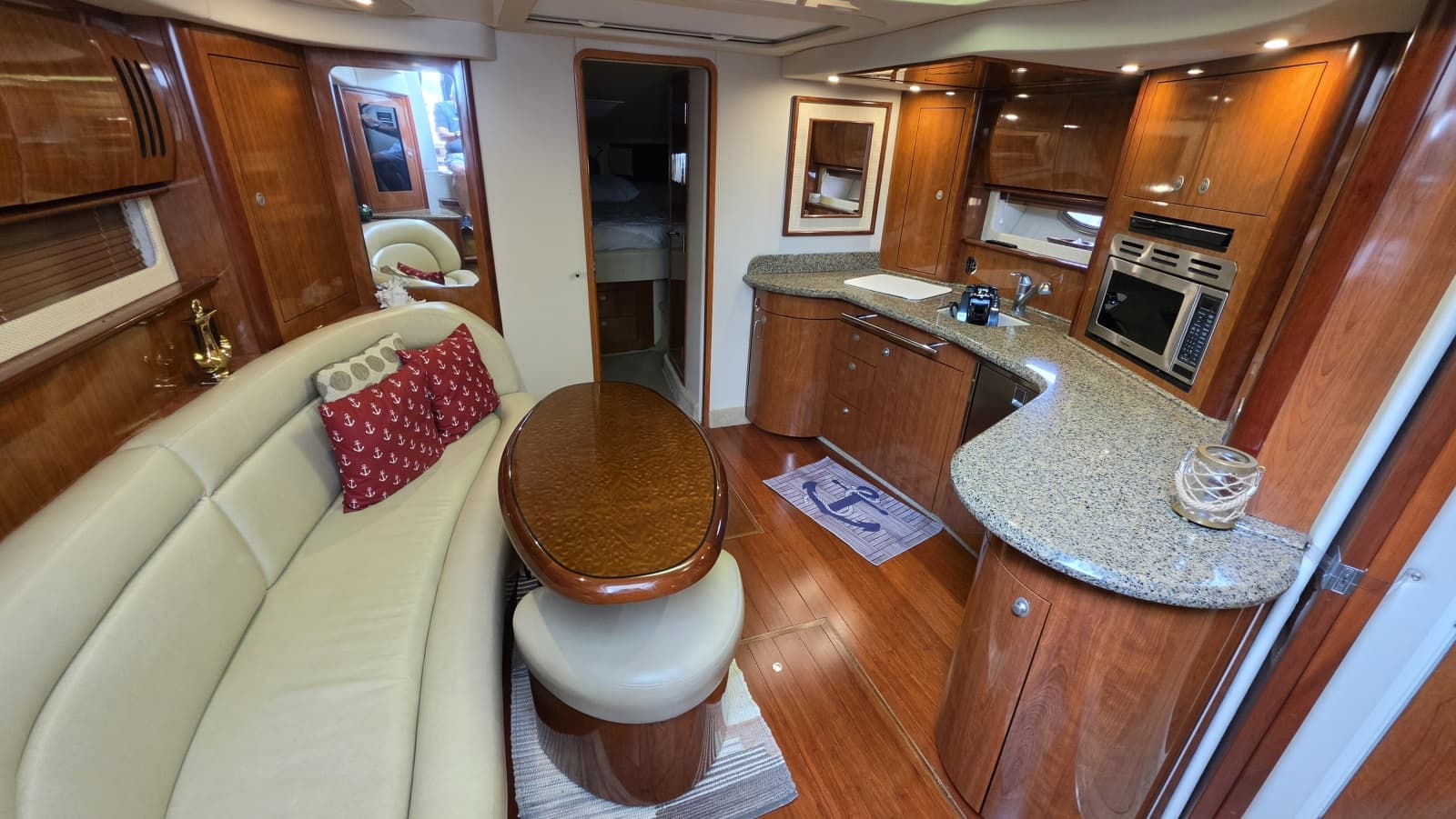 2005 Sea Ray 420 Sundancer - Photo 16