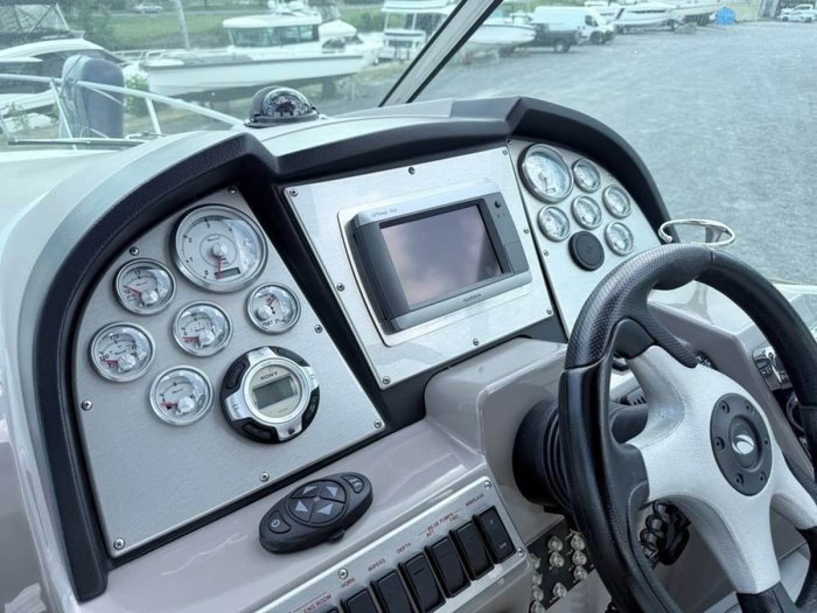 2009 Cruisers Yachts 300 CXi - Photo 20