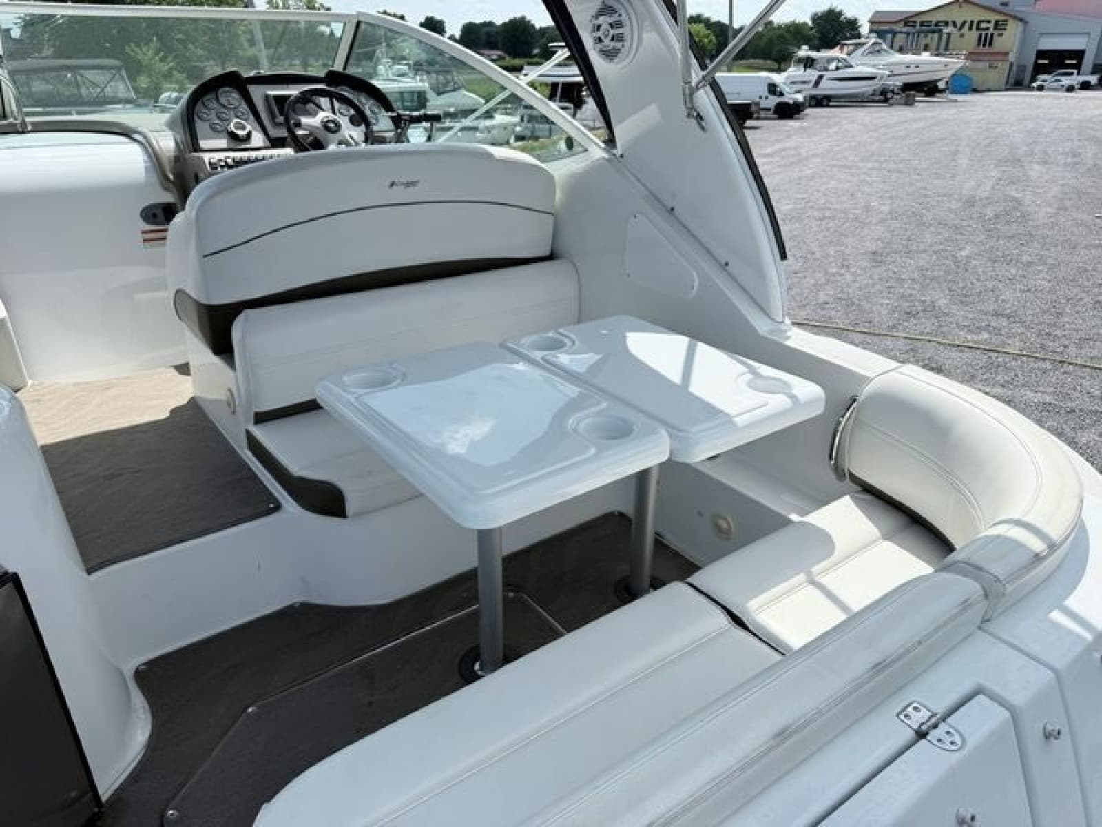 2009 Cruisers Yachts 300 CXi - Photo 7
