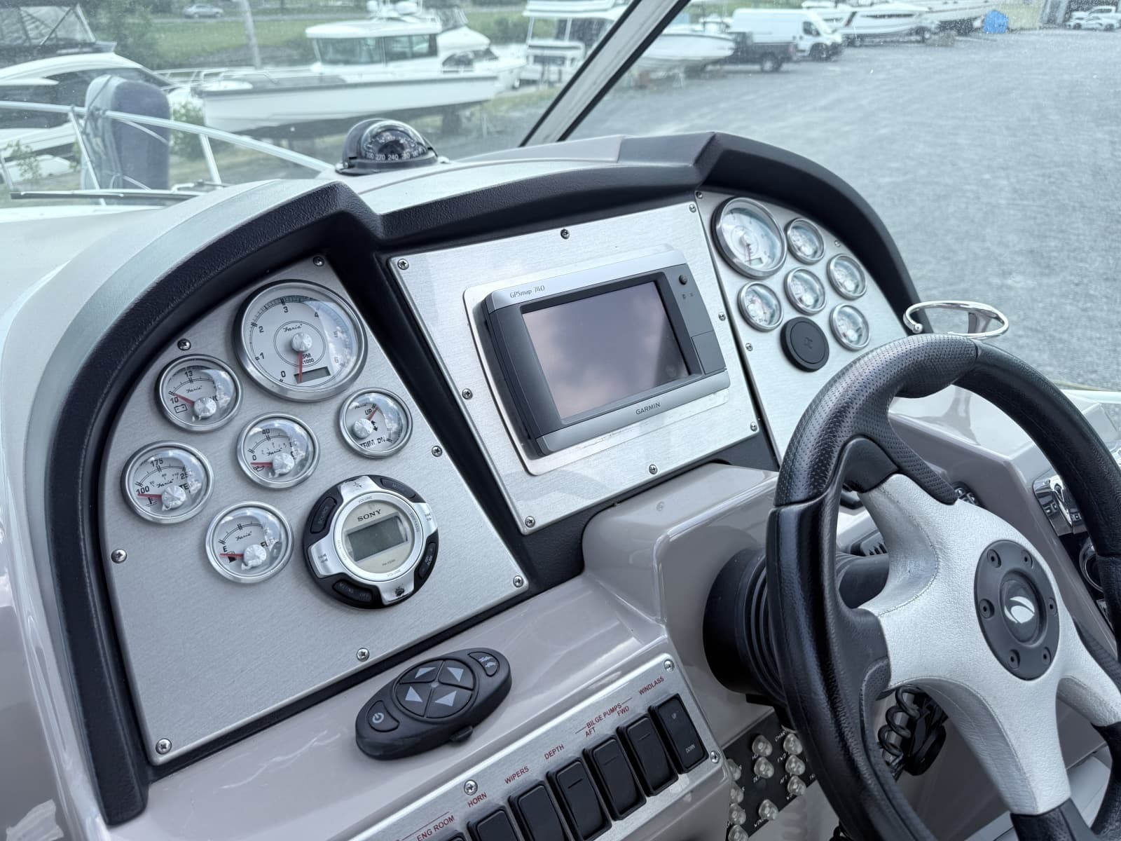 2009 Cruisers Yachts 300 CXi - Photo 21