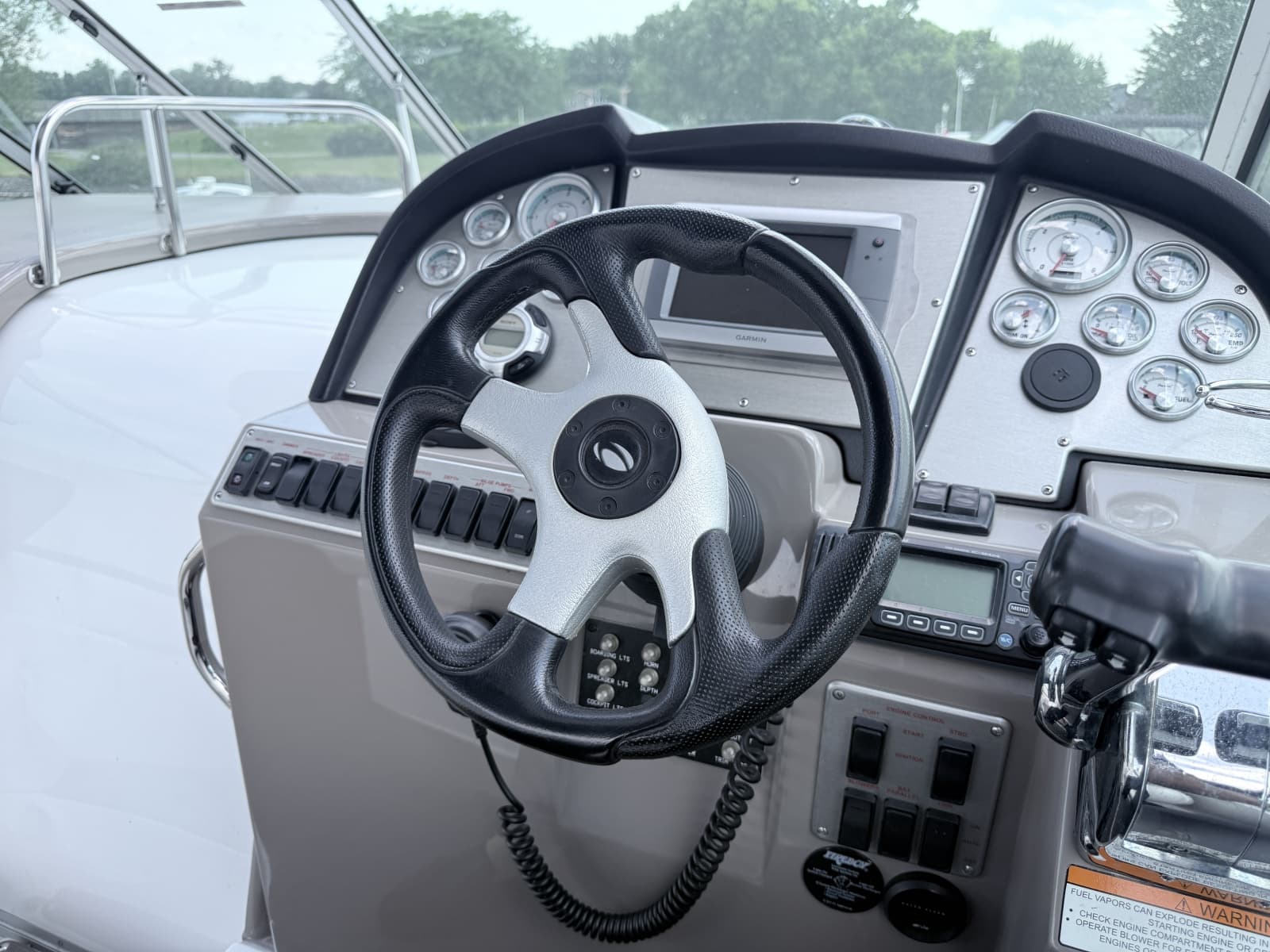 2009 Cruisers Yachts 300 CXi - Photo 22