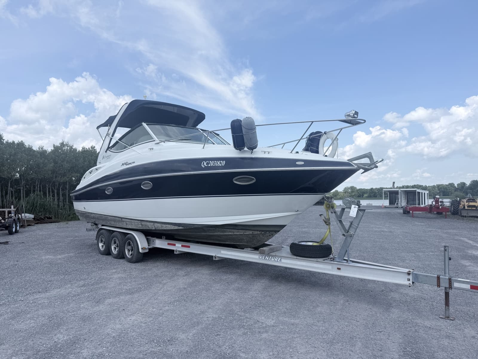 2009 Cruisers Yachts 300 CXi - Photo 2