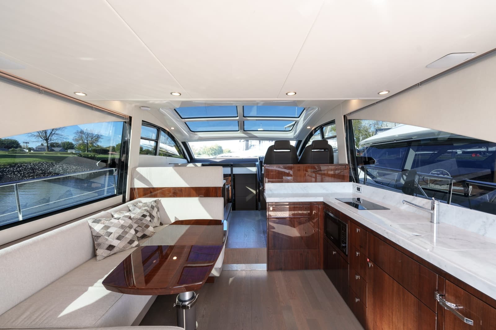 2023 Fairline Targa 50 - Photo 14