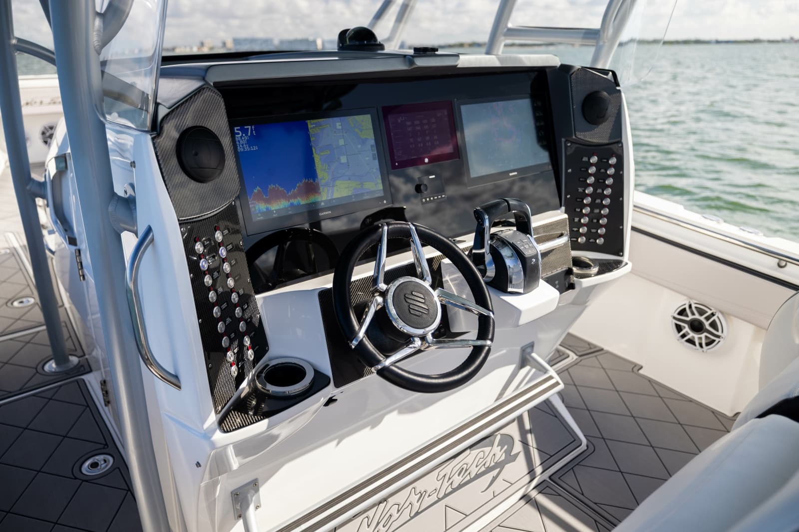 2016 Nor-Tech 392 Super Fish - Photo 33