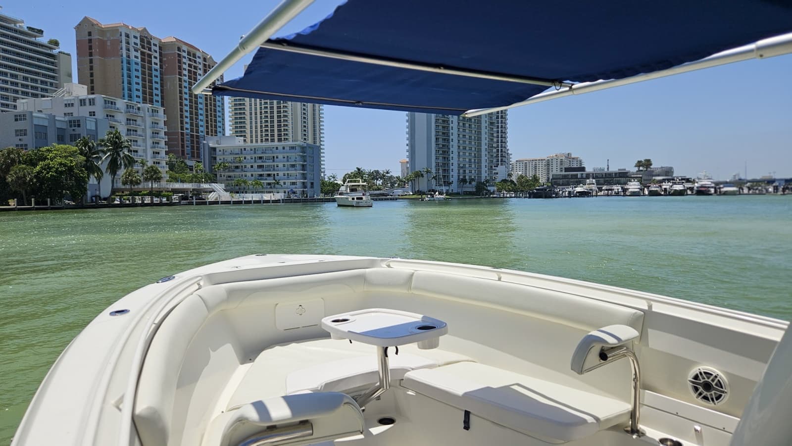 2014 Sailfish 320CC - Photo 2