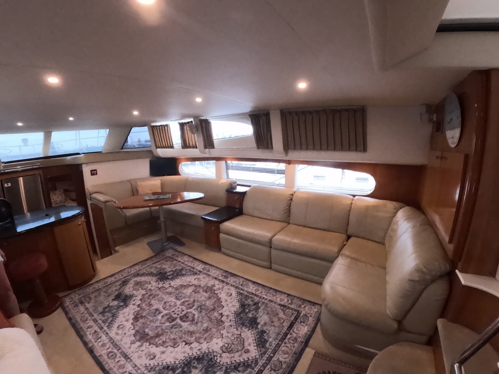 2002 Carver 466 Motor Yacht - Photo 12