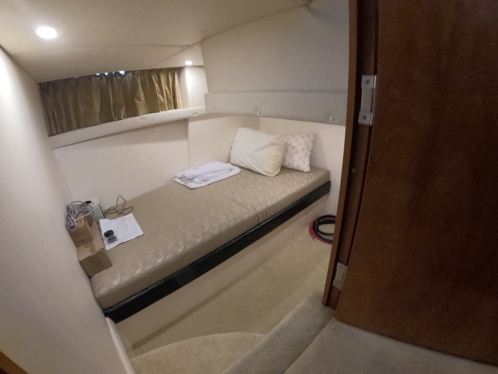 2002 Carver 466 Motor Yacht - Photo 10