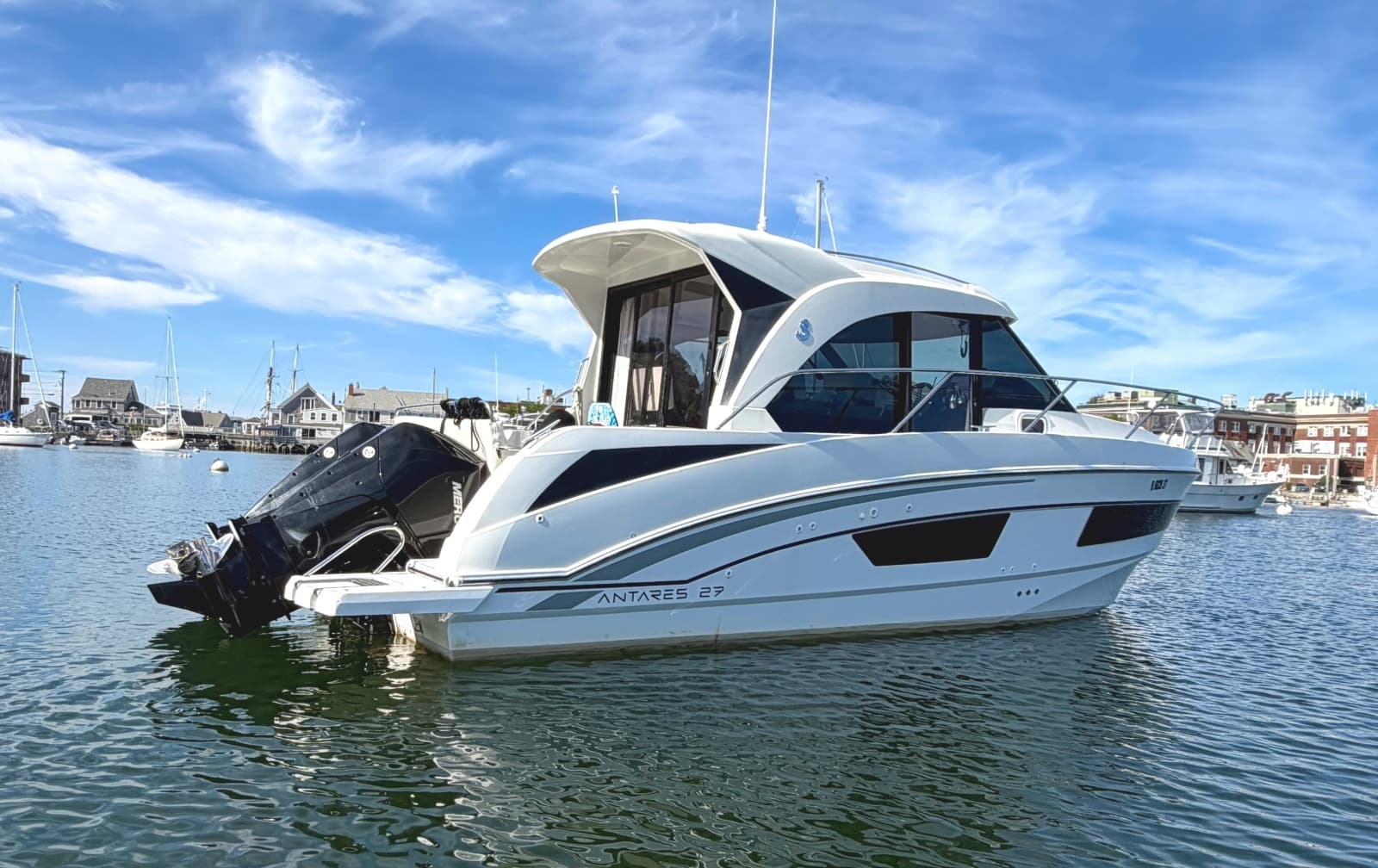 2021 Beneteau Antares - Photo 1