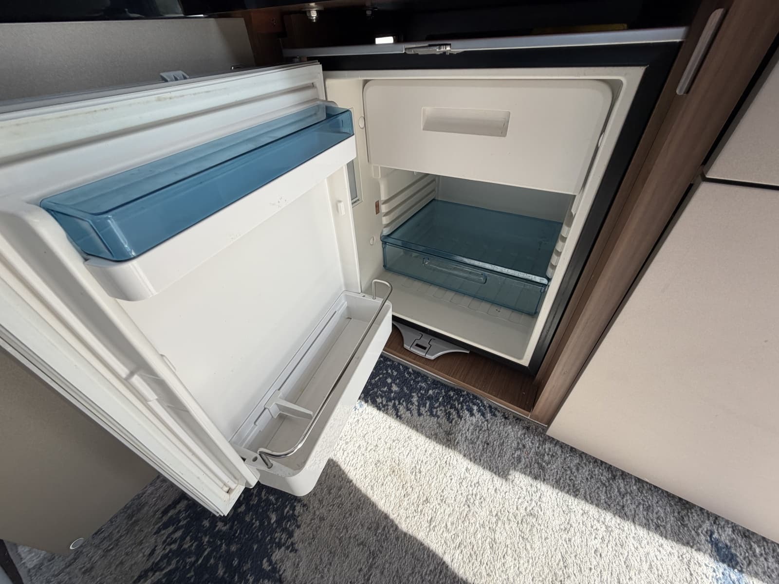 2021 Beneteau Antares - Photo 27