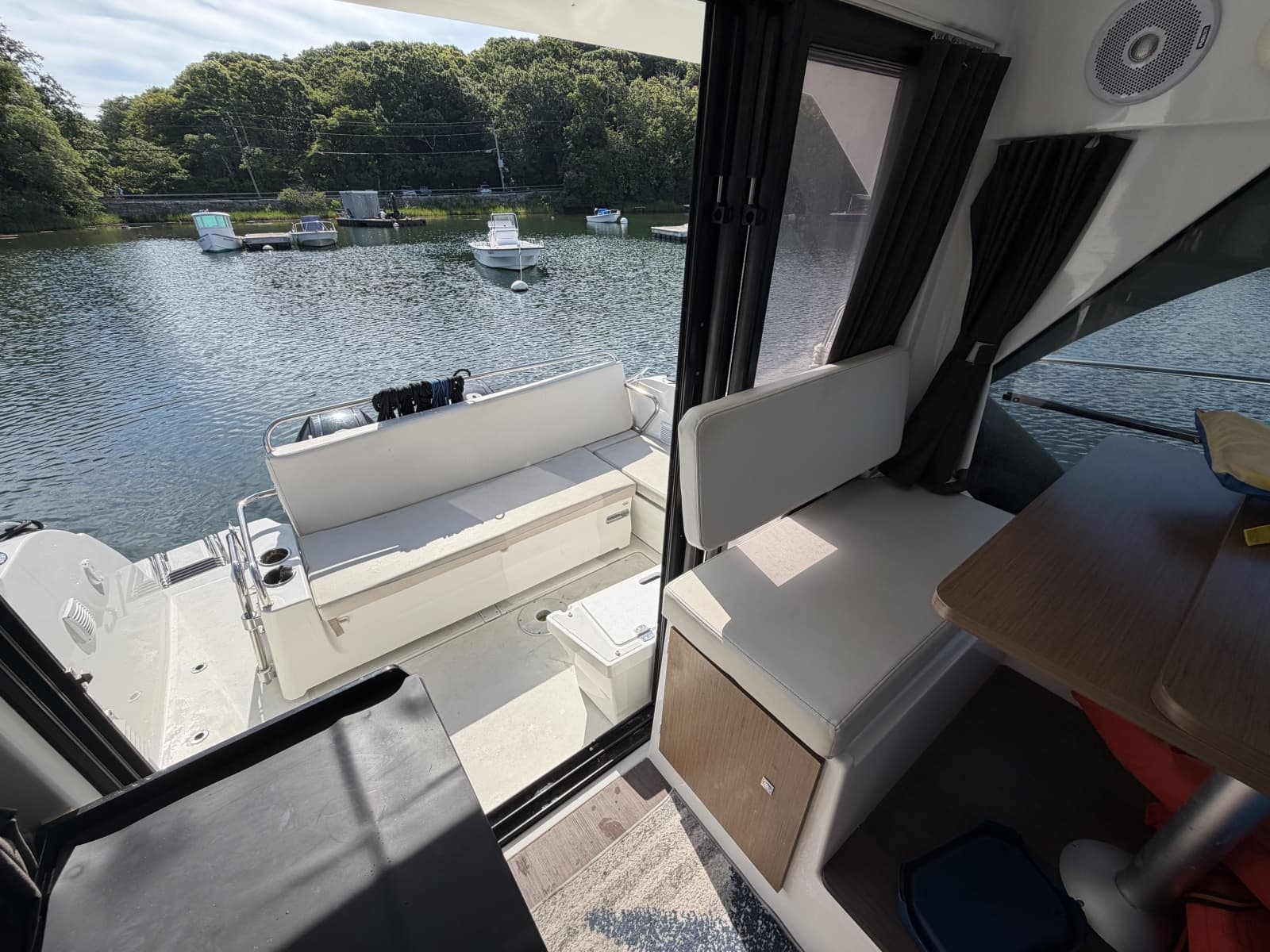 2021 Beneteau Antares - Photo 13