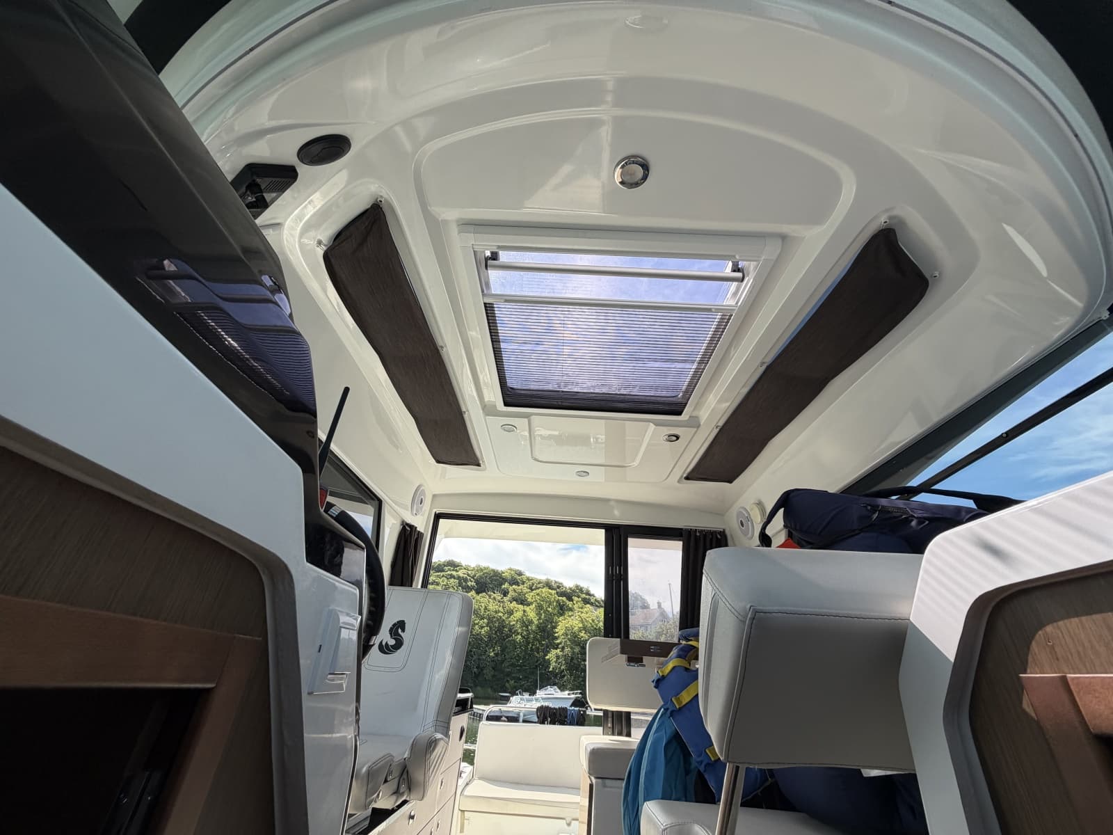 2021 Beneteau Antares - Photo 33