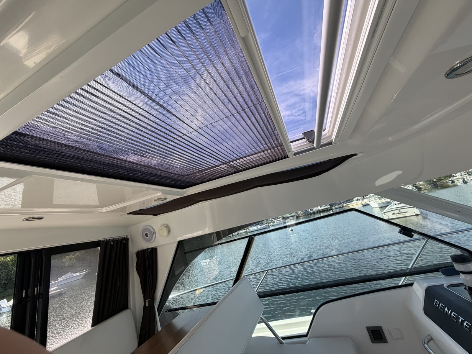 2021 Beneteau Antares - Photo 17