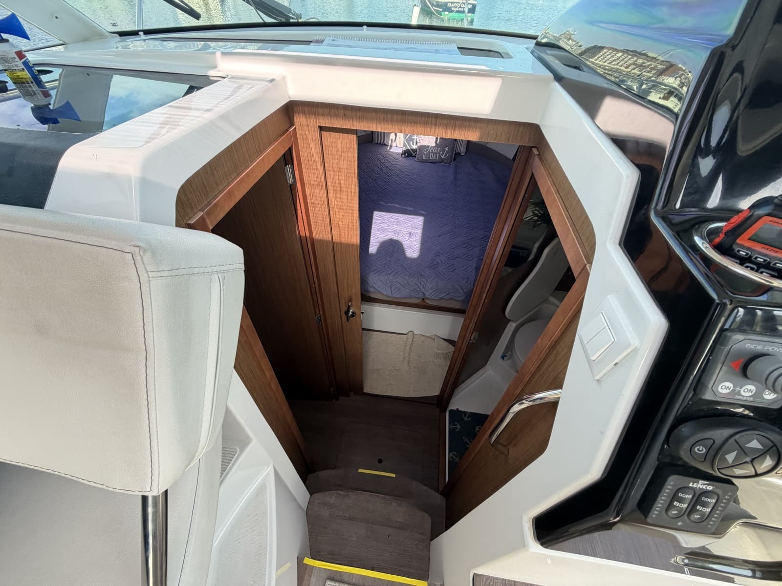 2021 Beneteau Antares - Photo 29