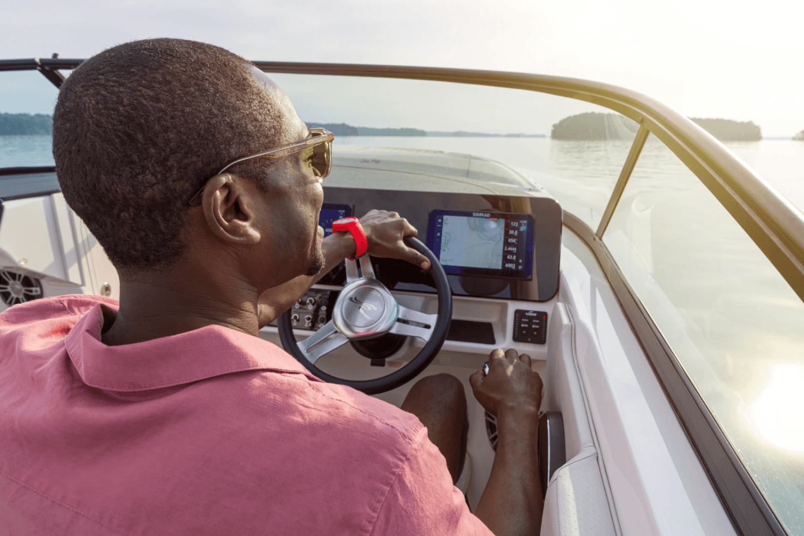 2025 Sea Ray SDX 270 Outboard - Photo 34