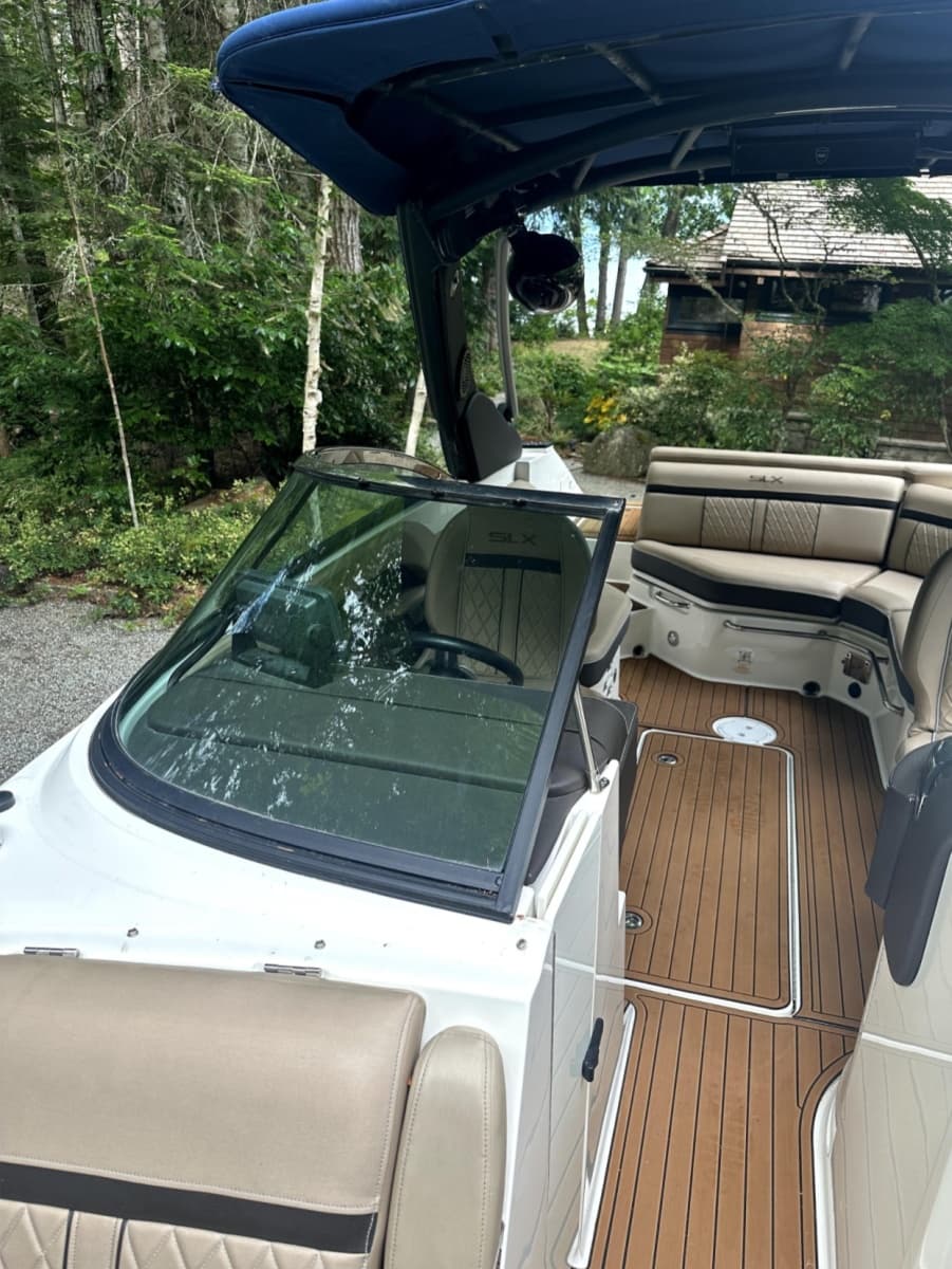 2016 Sea Ray SLX 250 - Photo 12