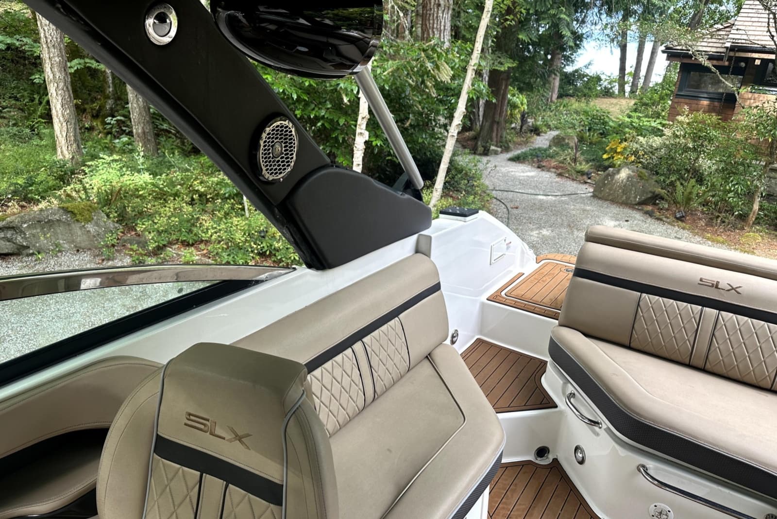 2016 Sea Ray SLX 250 - Photo 15