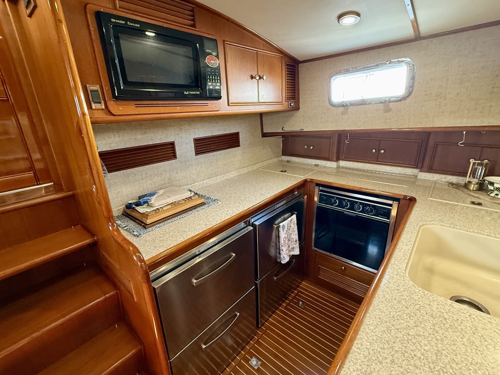 2003 Grand Banks 49 Eastbay HX - Photo 54