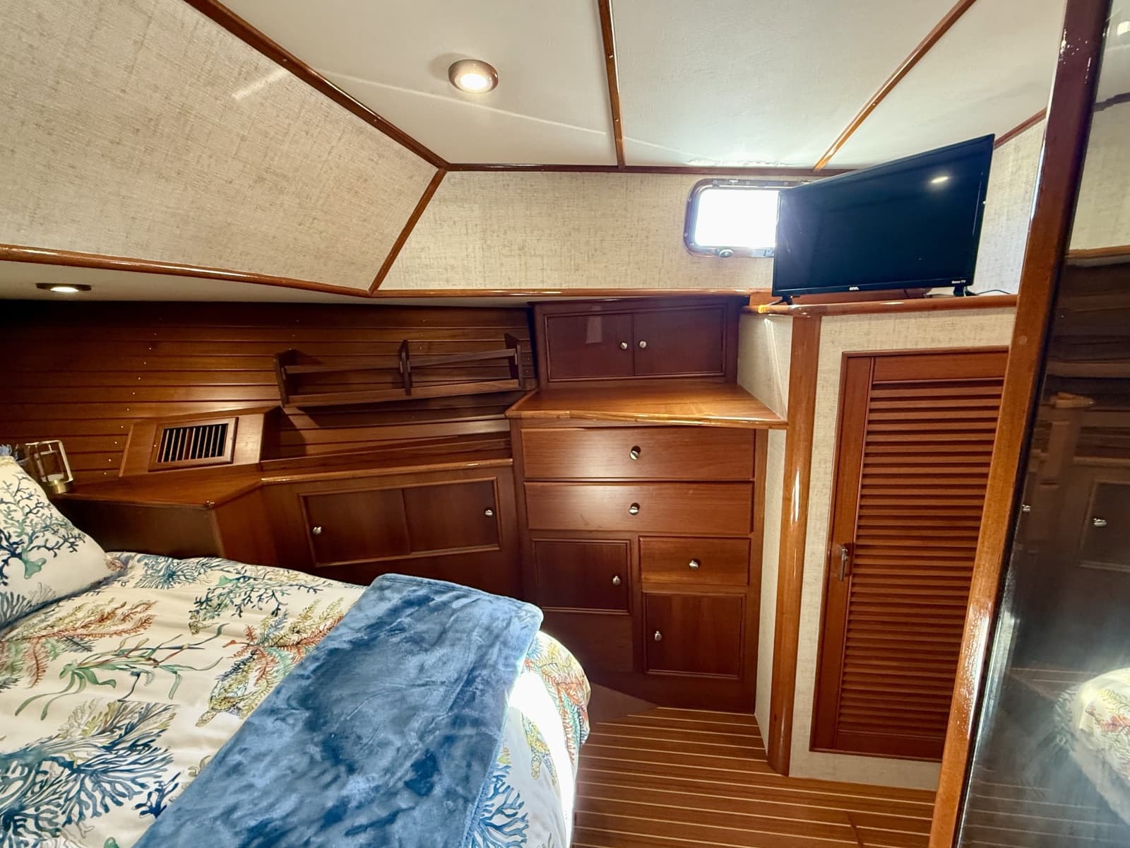 2003 Grand Banks 49 Eastbay HX - Photo 65