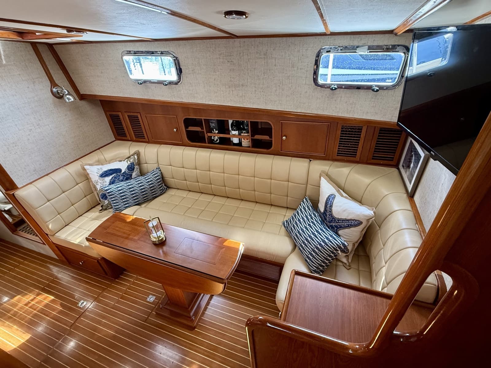 2003 Grand Banks 49 Eastbay HX - Photo 49