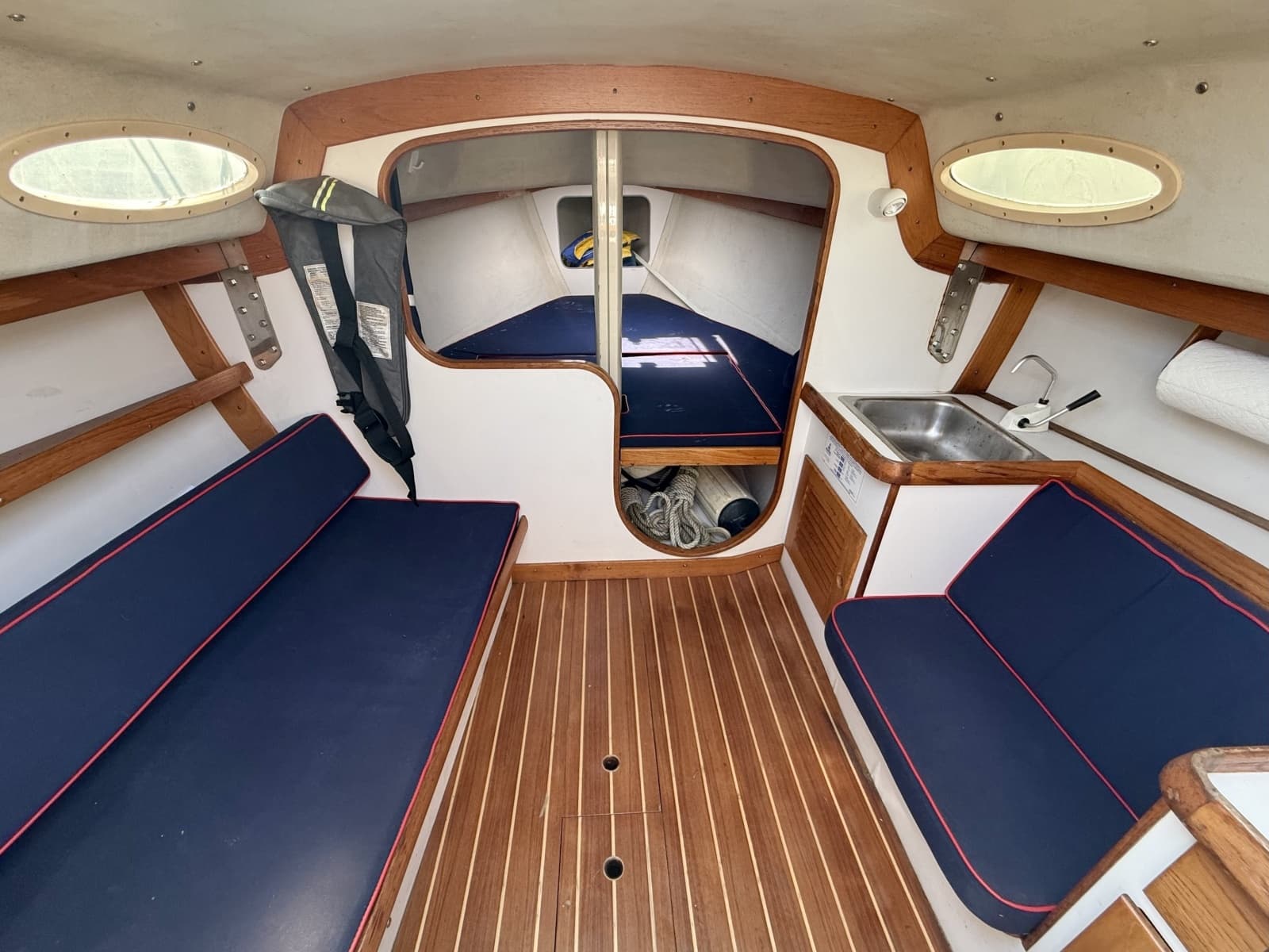 2003 Alerion Express 28 - Photo 20