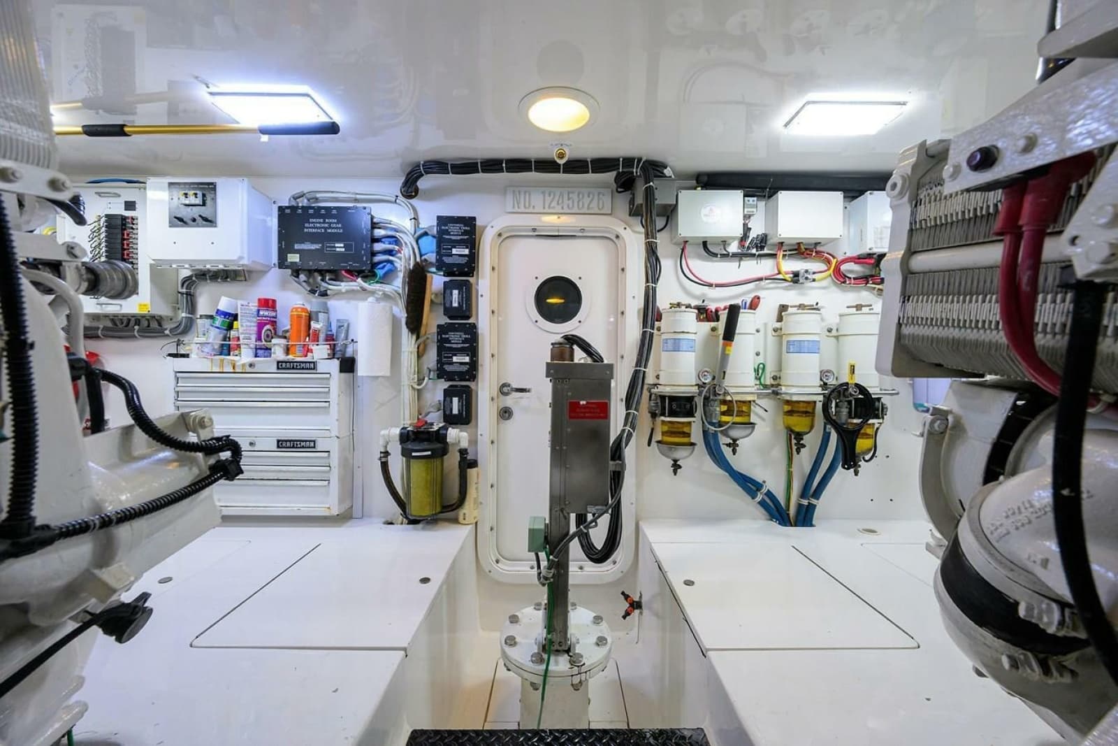 2013 Viking Enclosed Bridge SF 2013 - Photo 32
