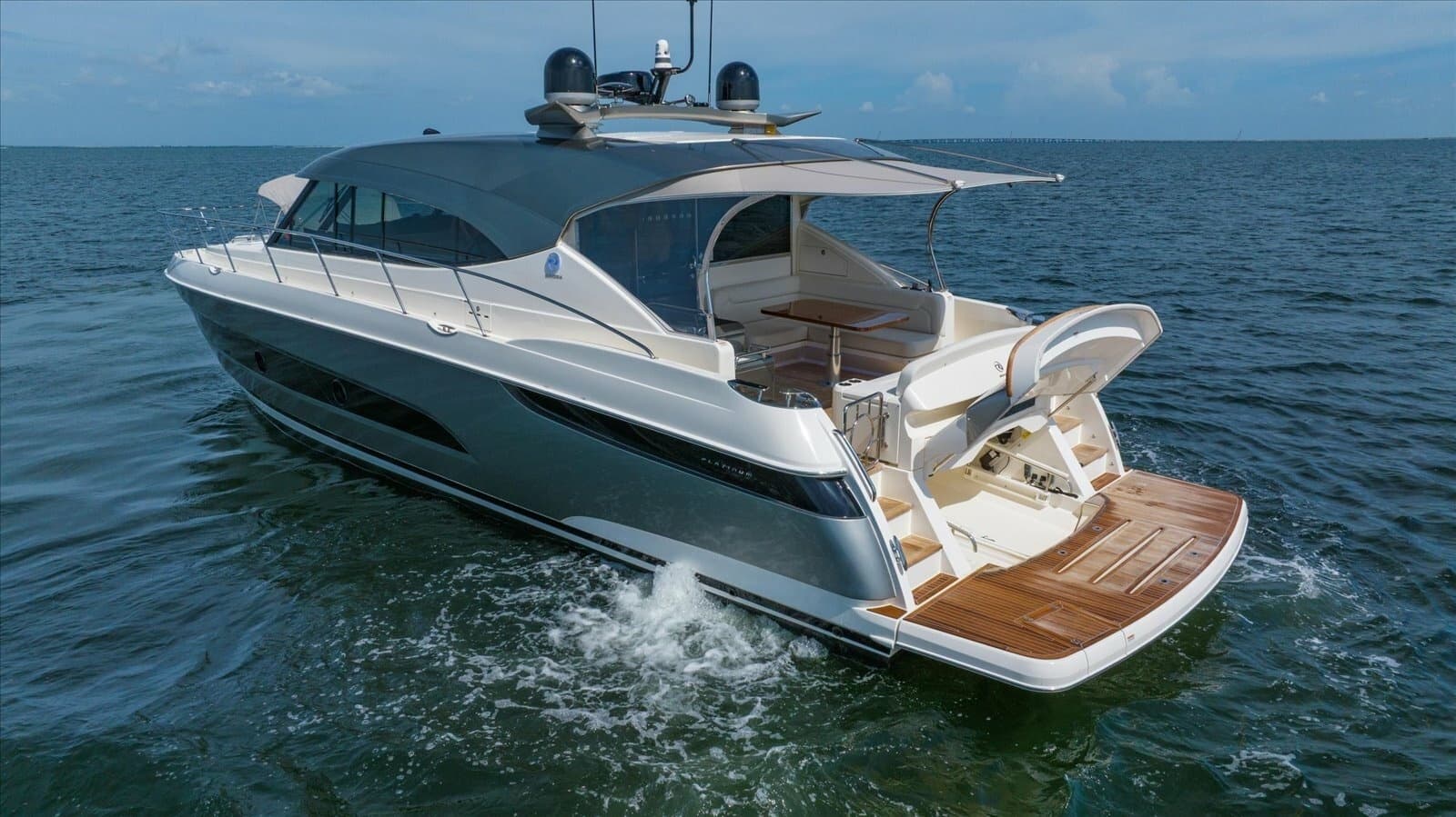 2023 Riviera 5400 Sport Yacht - Photo 62