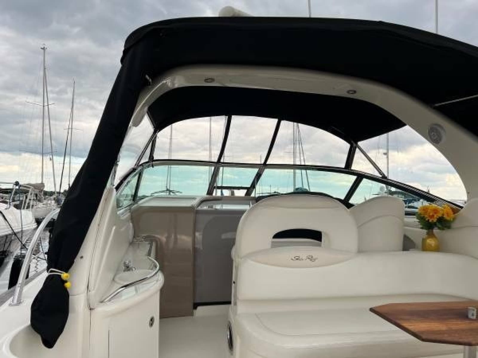 2003 Sea Ray 360 Sundancer - Photo 12