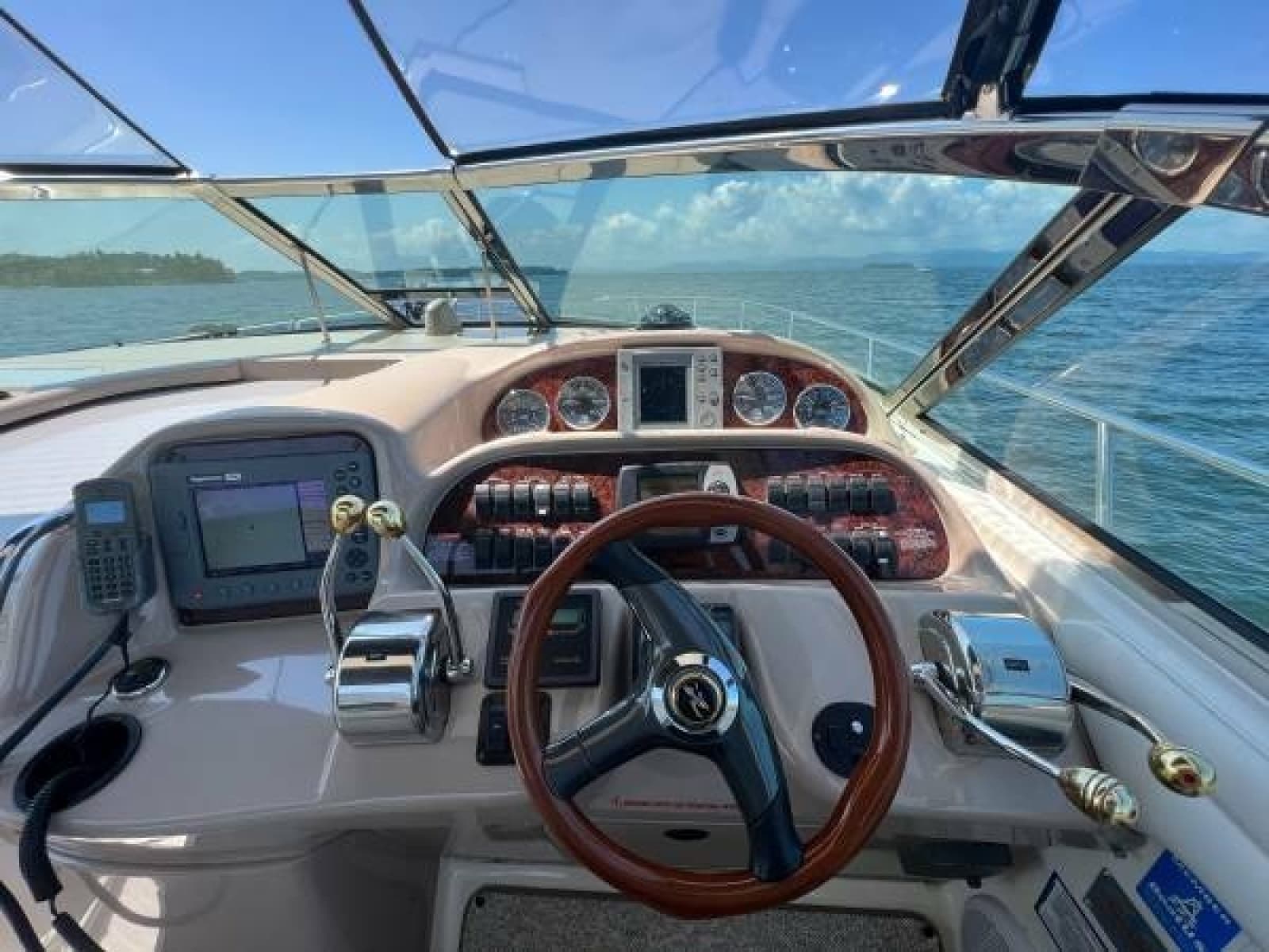 2003 Sea Ray 360 Sundancer - Photo 13