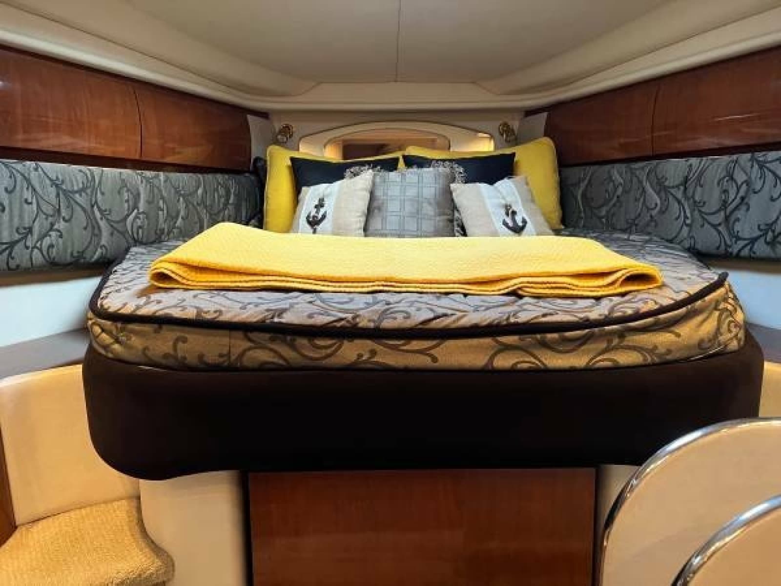 2003 Sea Ray 360 Sundancer - Photo 2