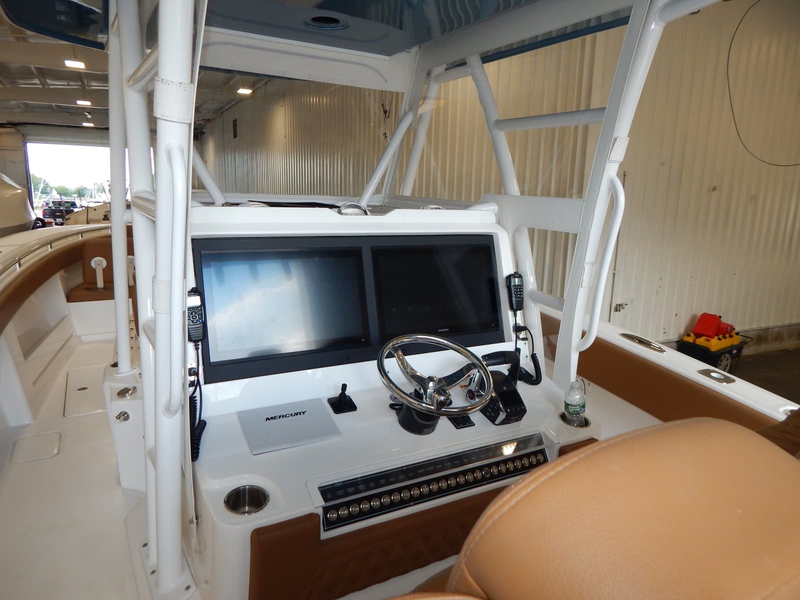 2024 Invincible 39 Open Fisherman - Photo 9