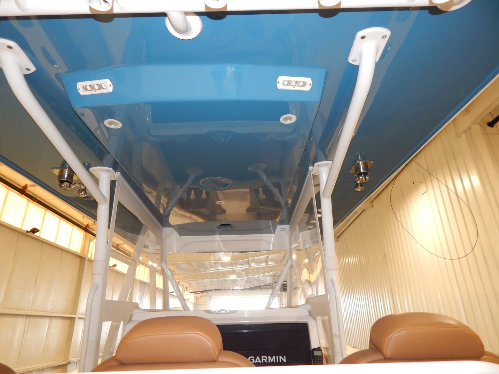 2024 Invincible 39 Open Fisherman - Photo 17