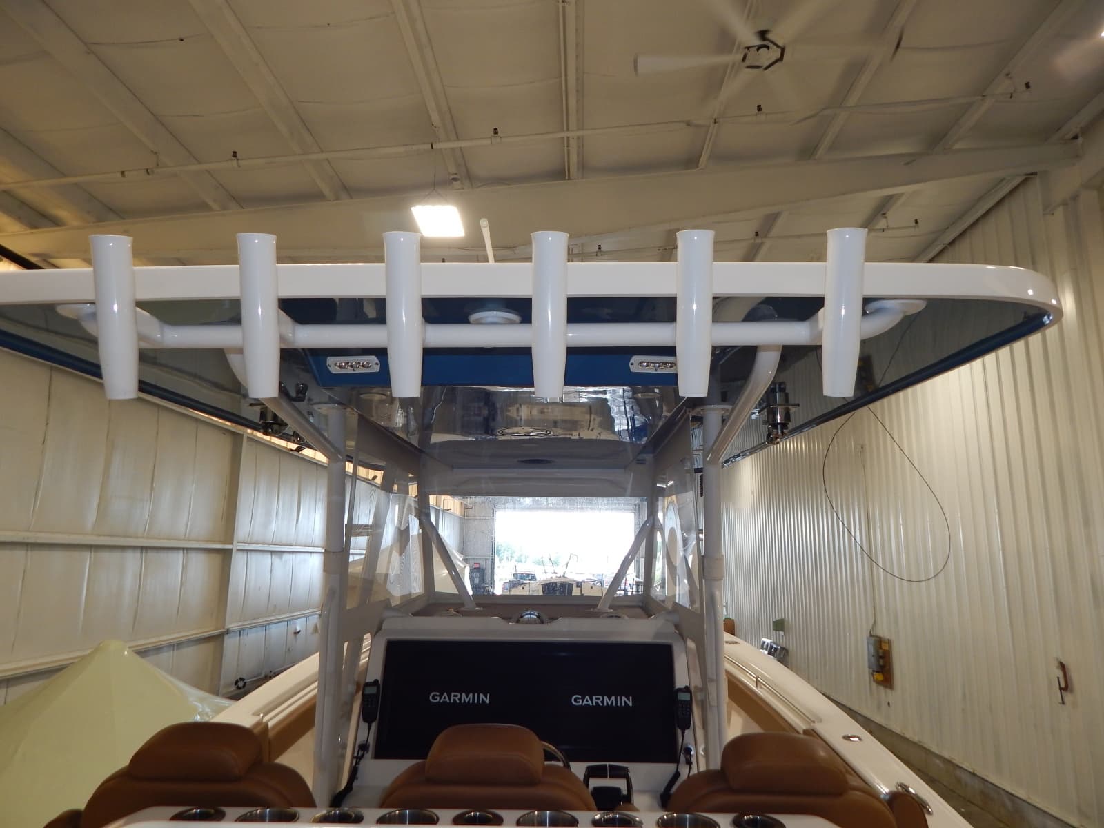 2024 Invincible 39 Open Fisherman - Photo 18